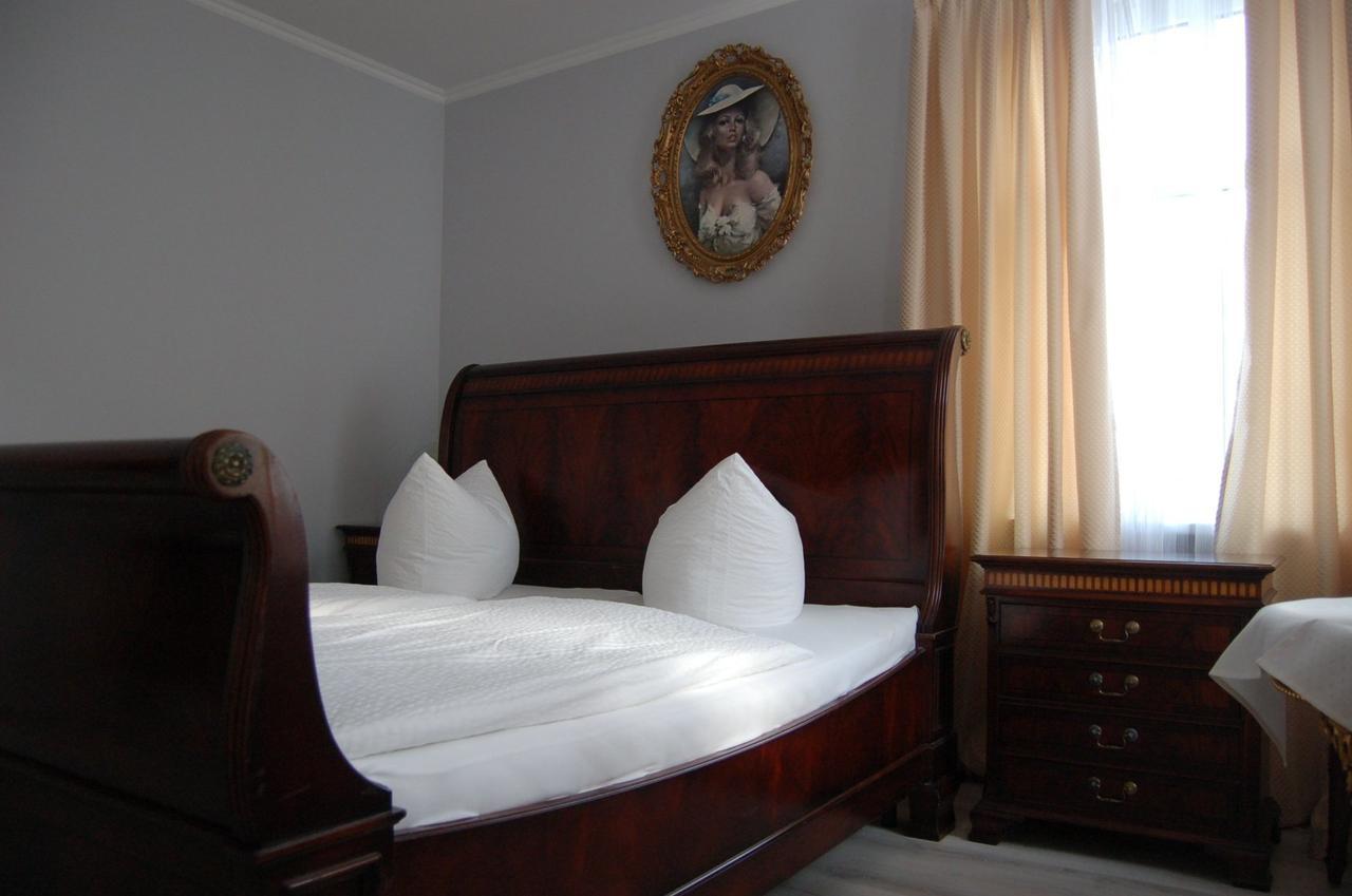 Ratskeller Hotel&Restaurant Lindow Extérieur photo